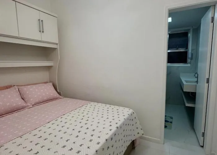 Copacabana Av Princesa Isabel Y Atlantica Rio de Janeiro